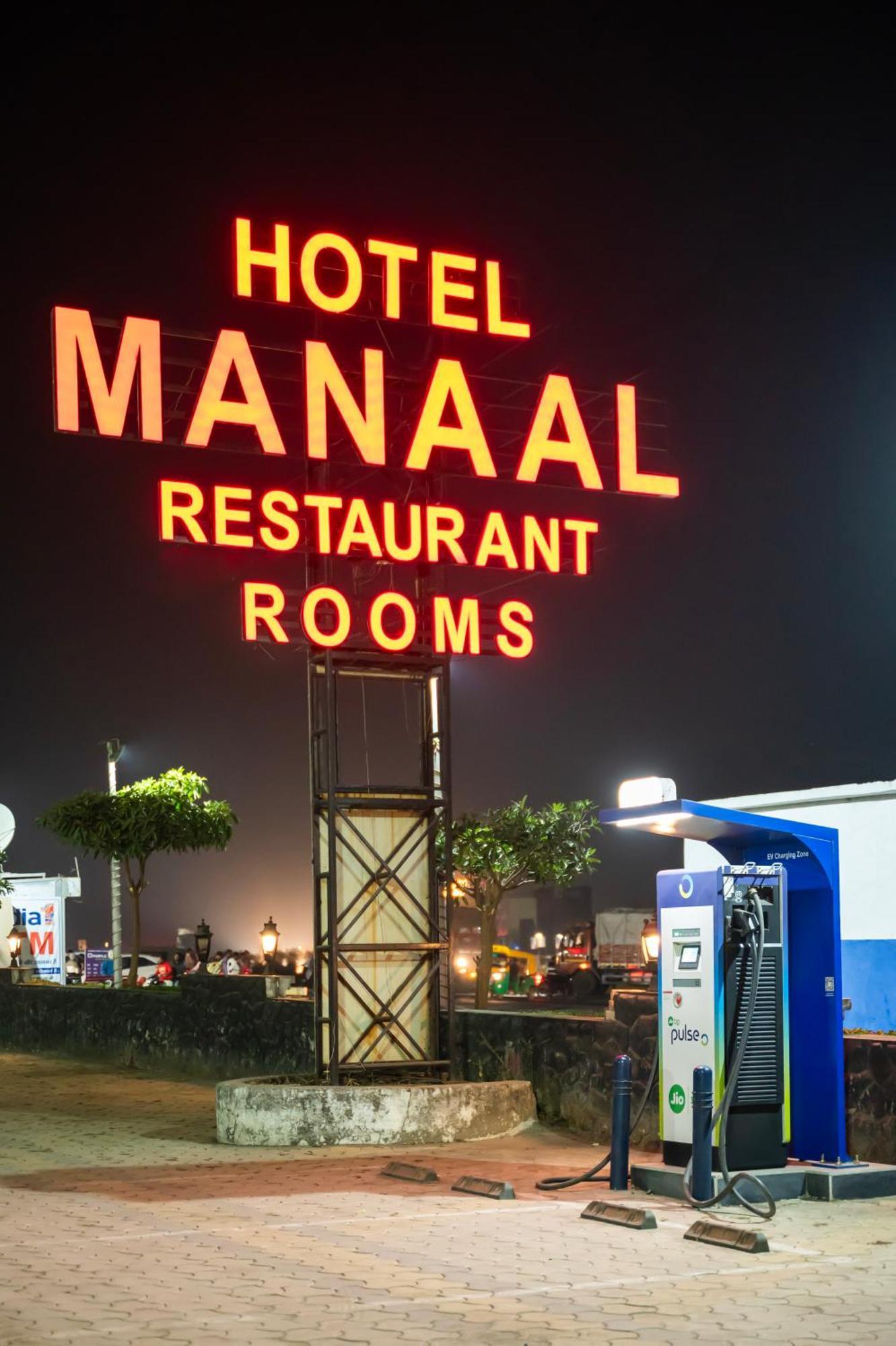 Hotel Manaal Akolia Exterior photo